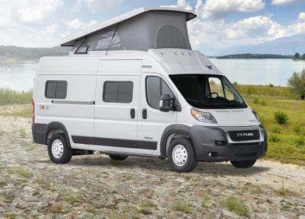 Winnebago Debuts New Solis, Hike Models at Florida RV Supershow - RV News