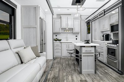 A picture of the Glacier all-white interior of the 2021 Keystone RV Fuzion