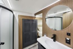 A picture of Heartland's Corterra 3.7 bathroom.