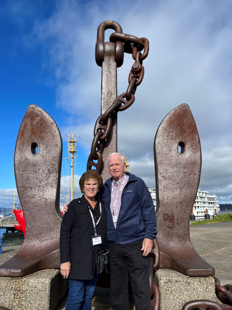 A picture RV/MH Hall of Fame President Darryl Searer and his wife Judy.