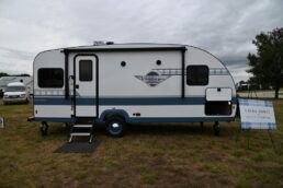 A picture of Gulf Stream Coach's Laura Ashley-designed Vintage Cruiser.