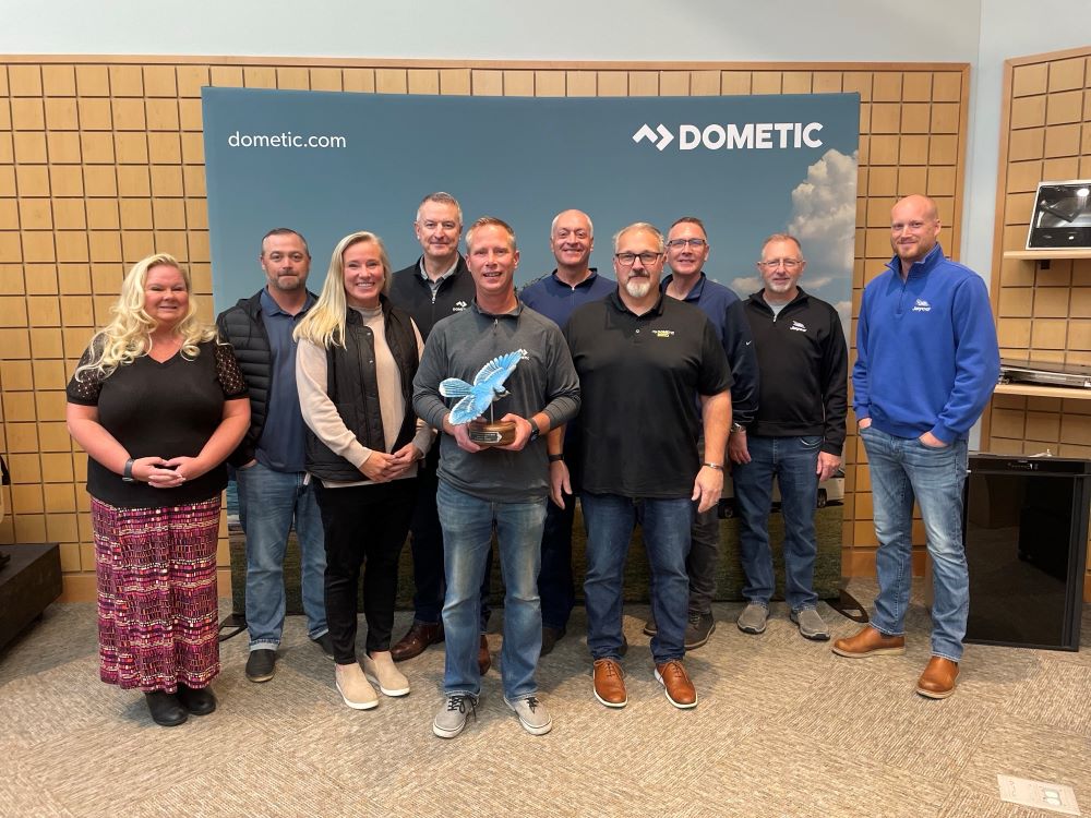 A picture of 2024 Jayco Blue Excellence Award Recipients at Dometic.