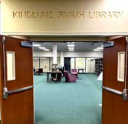 A picture of the RV/MH Hall of Fame's Kindlund Library dedicated to Newt and Joanne Kindlund.