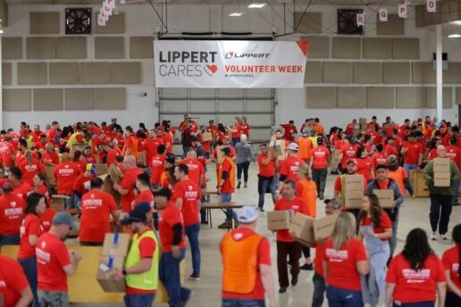 A picture of Lippert Cares Volunteer Week.