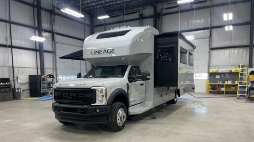 A picture of the Lineage Series F Type C motorhome.