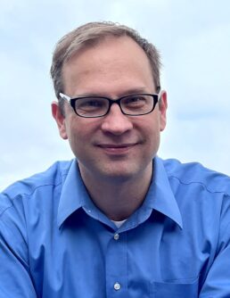 A picture of RV News Managing Editor Butch Maier.